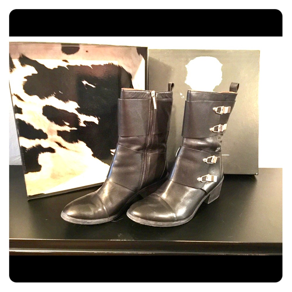 Donald J. Pilner Black Mid Calf Boot